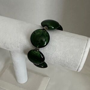 Elegant Green Beaded Bracelet